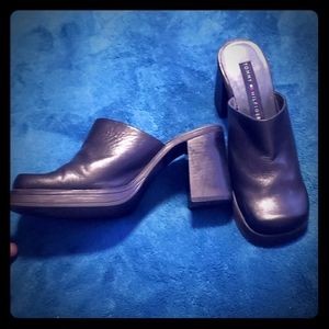 Black leather Tommy mules